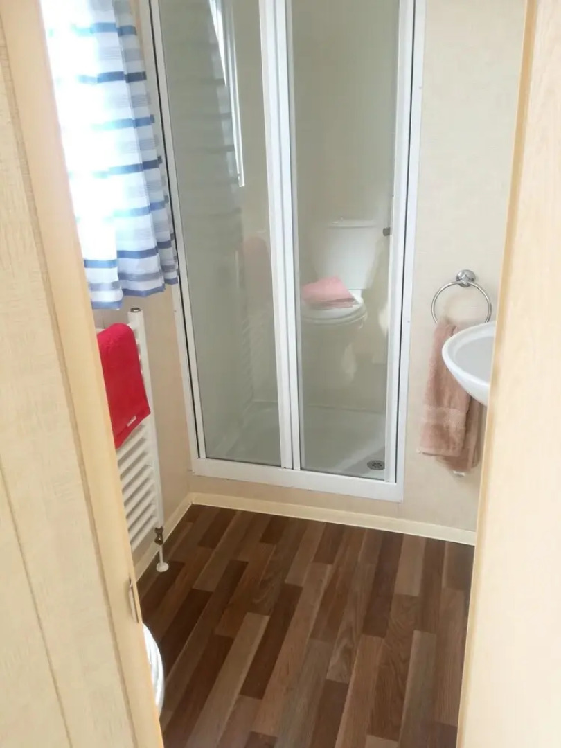 Bungalow With 3 Bedrooms in Nr Driffield - 250 m From the Beach