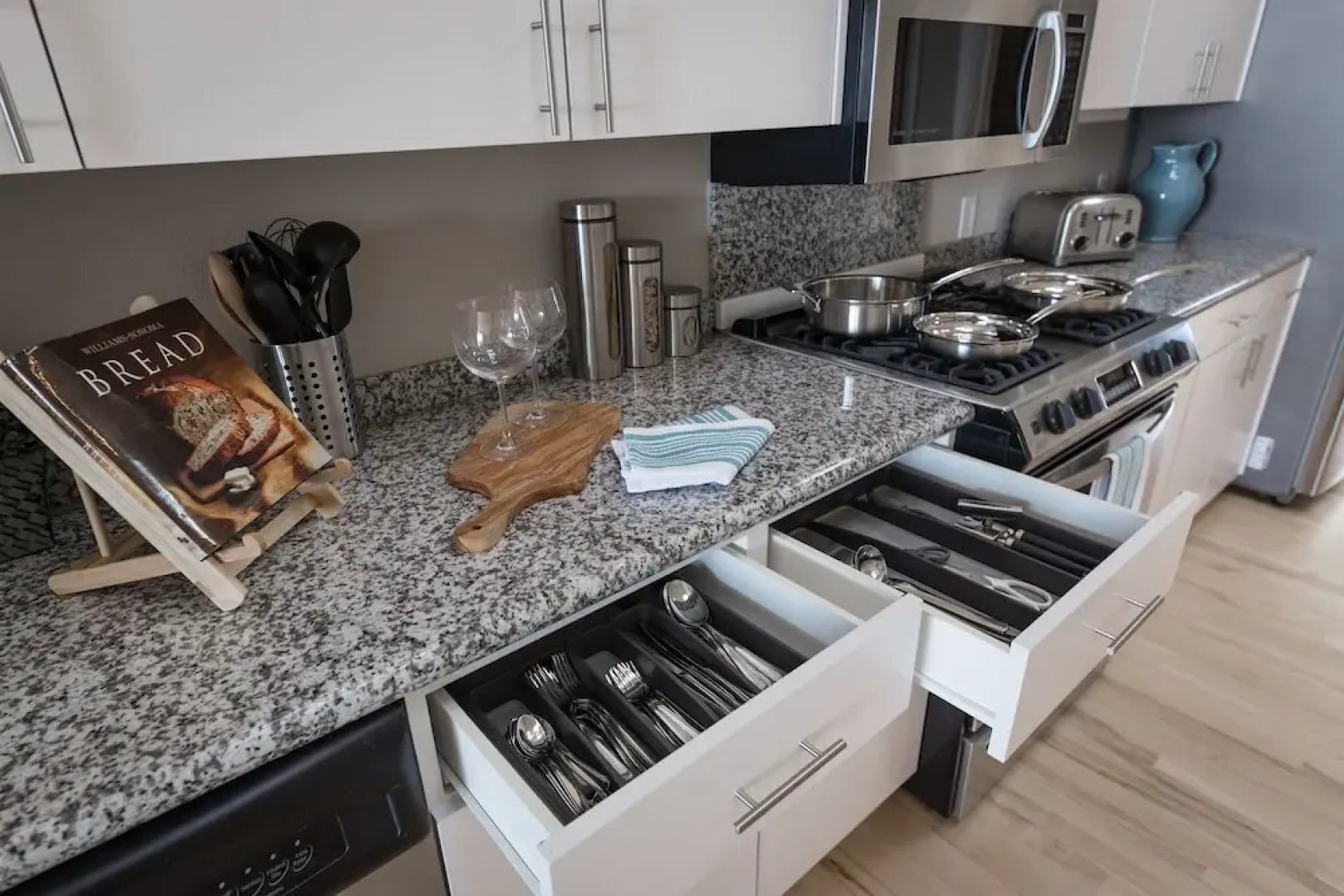 @ Marbella Lane - Beachfront House in Half Moon Bay