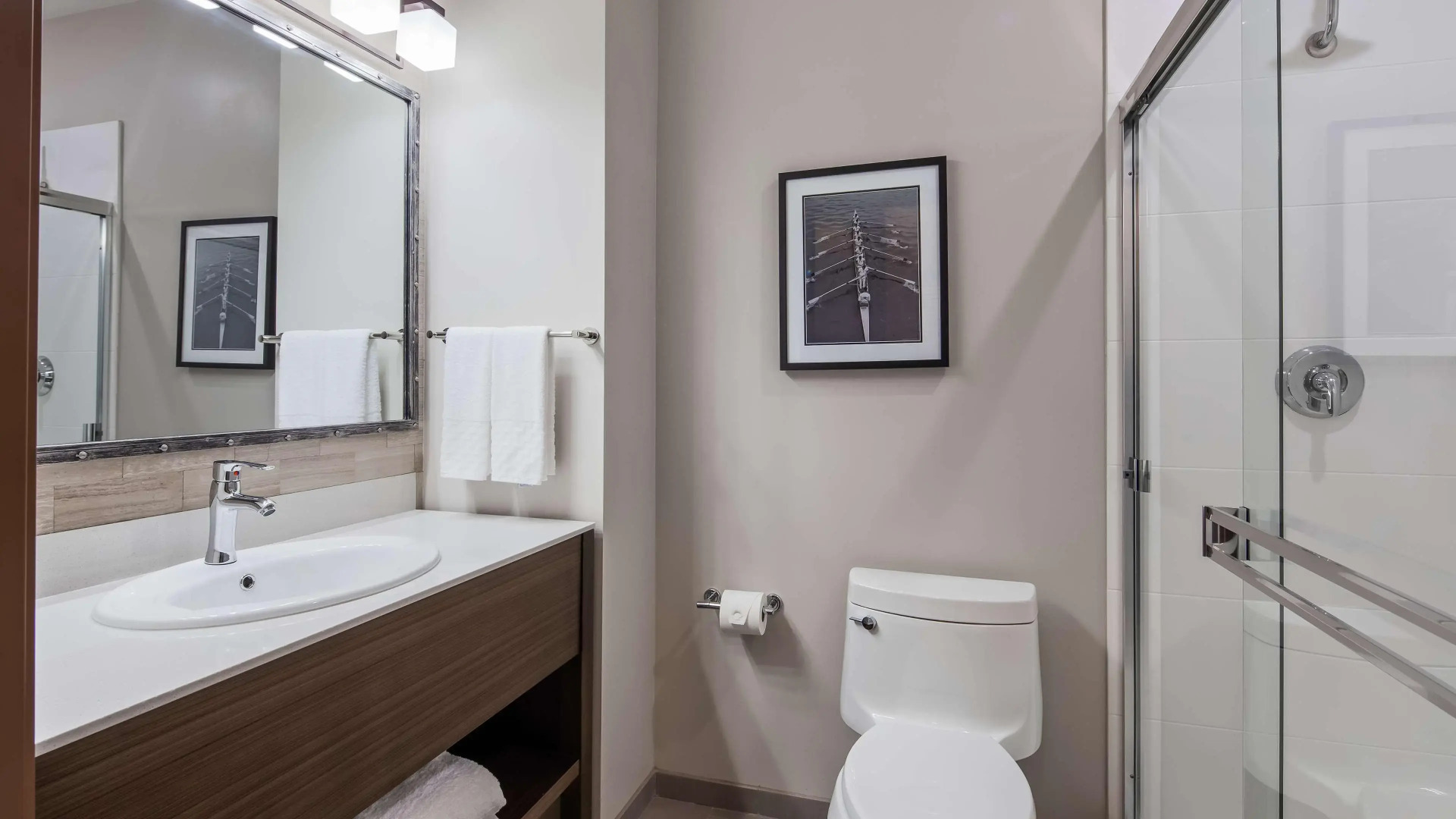 Aristocrat Hotel, BW Signature Collection