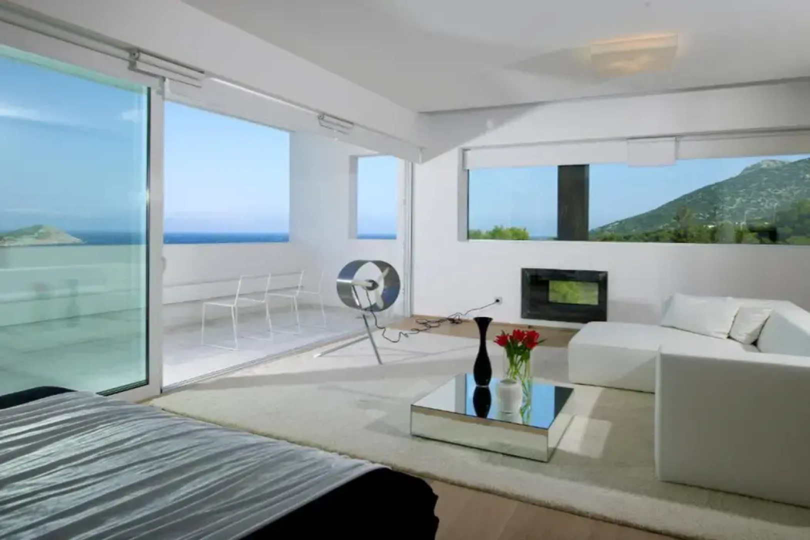 Infinity White Complex