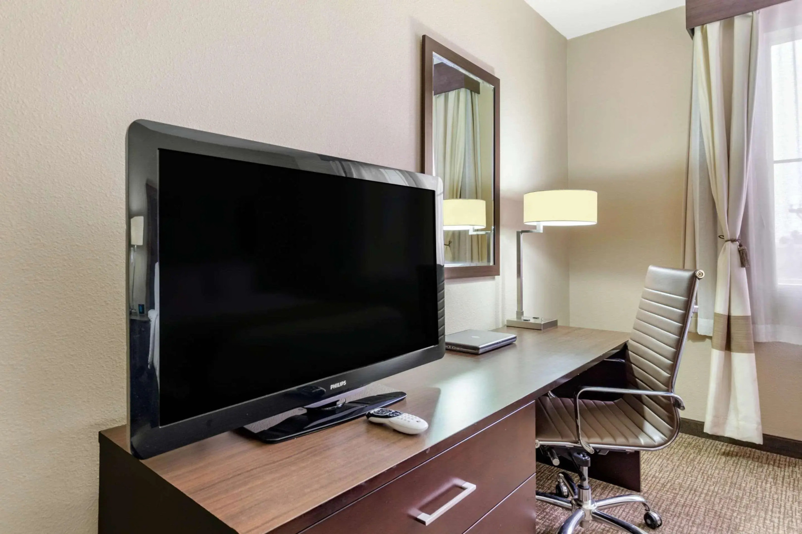 Comfort Inn & Suites Lakeside