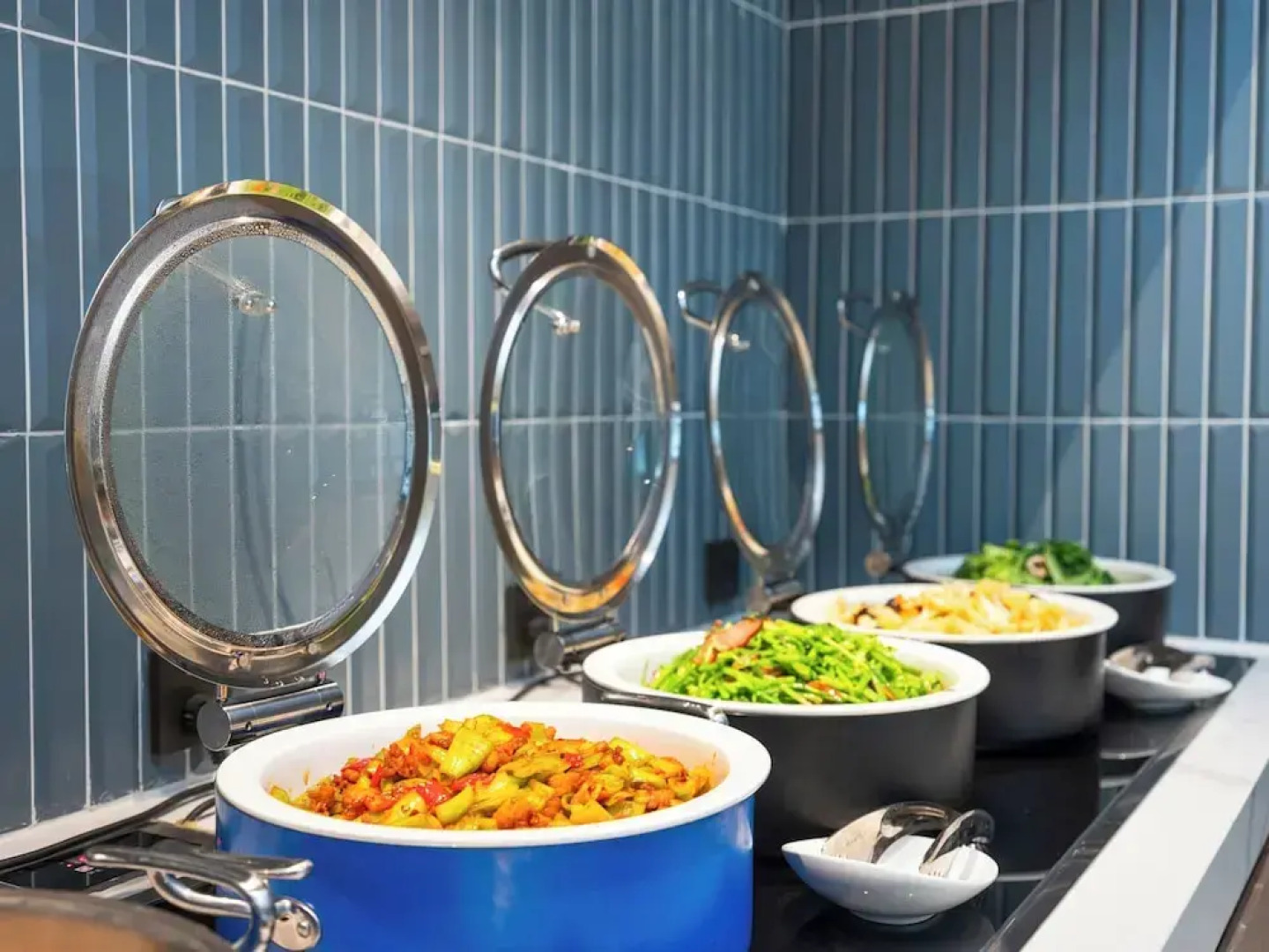 Holiday Inn Express Zhengzhou Garden Road by IHG