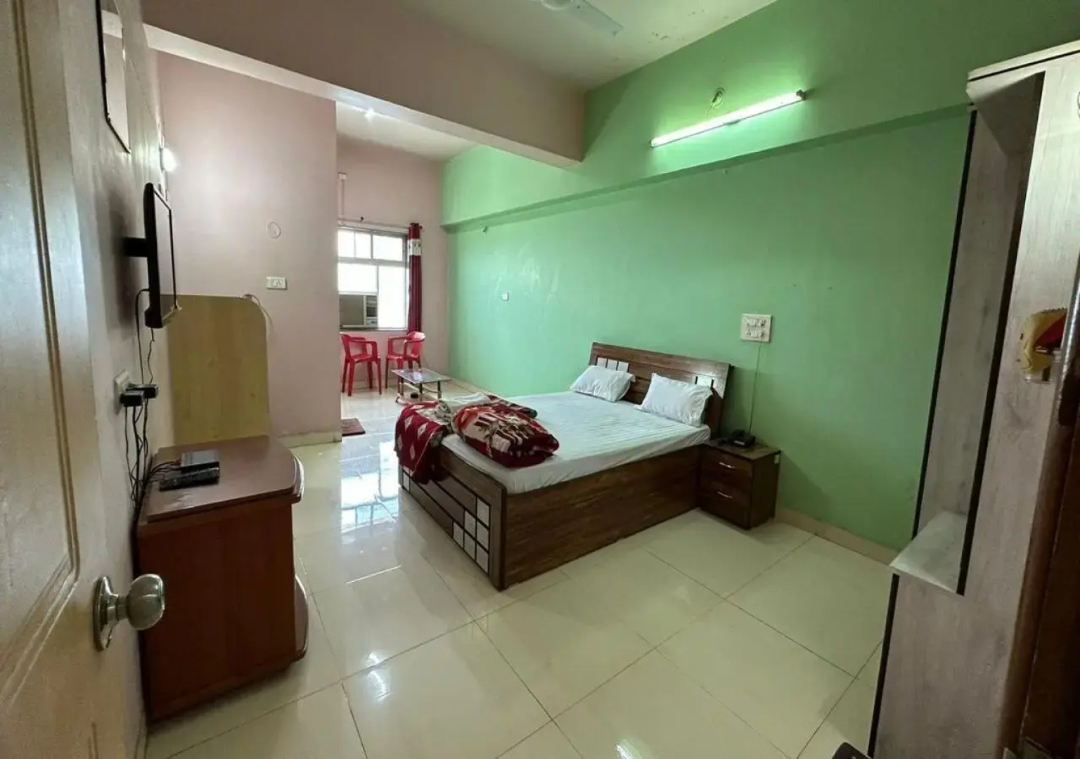 Sarang Lodging & Boarding