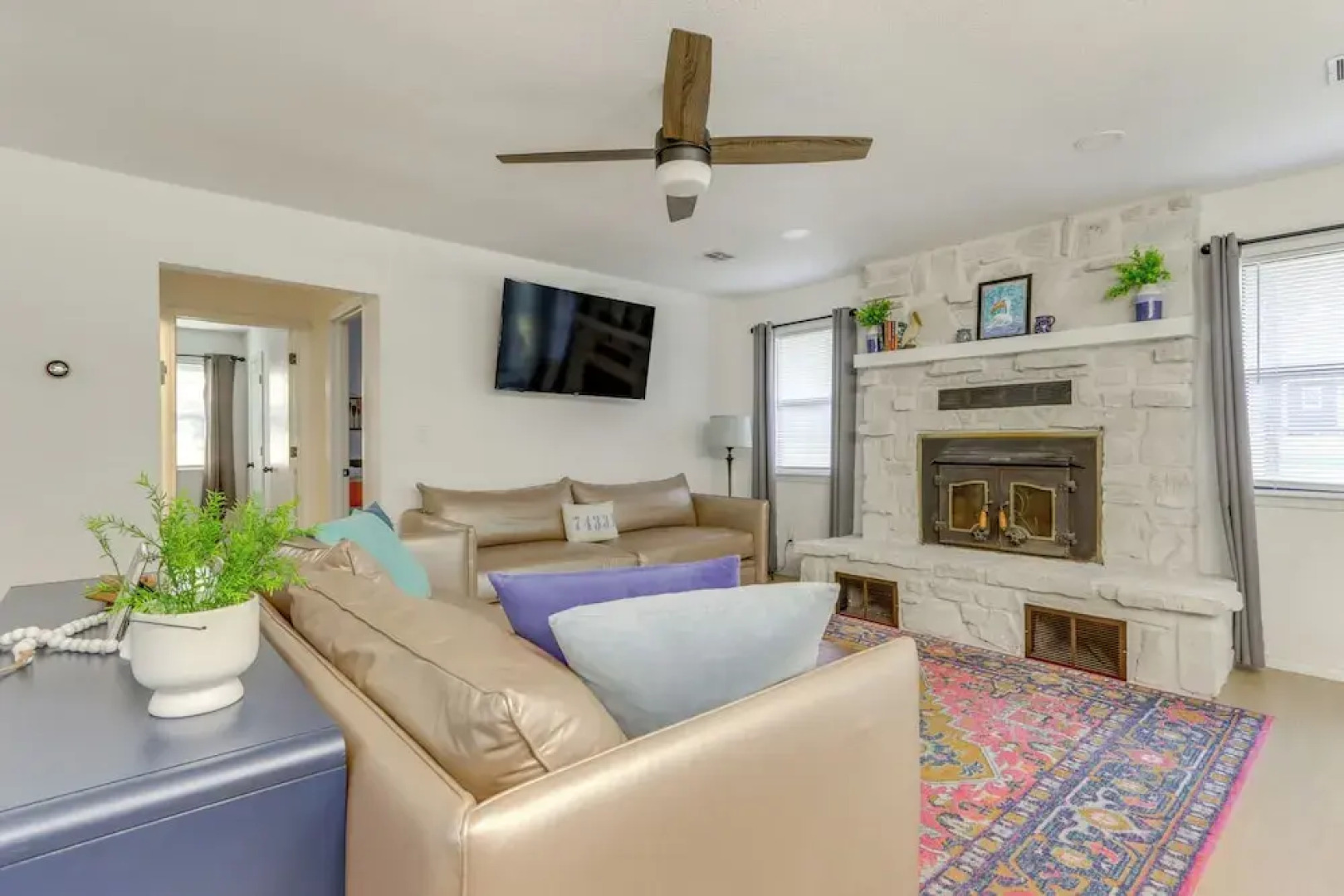 Half-mi to Grand Lake & Marina: Monkey Island Home