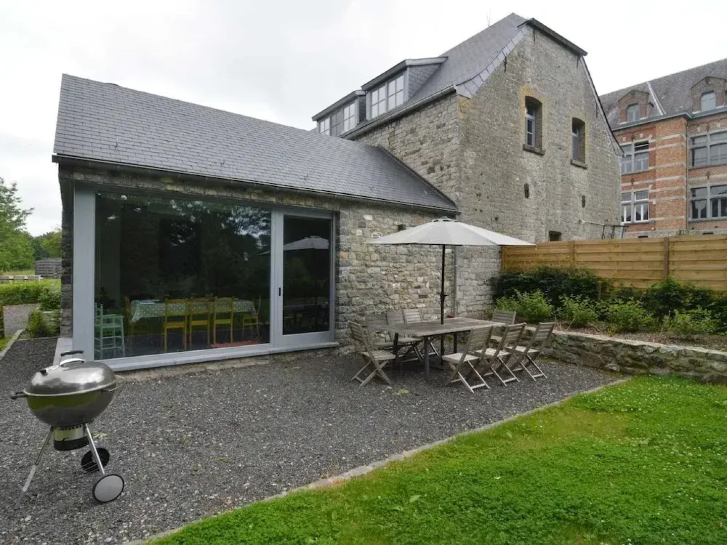 Gite With Swimming Pool Situated in Wonderful Castle Grounds in Gesves
