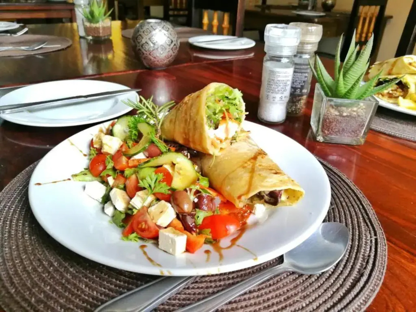 17 on Bird Guest House