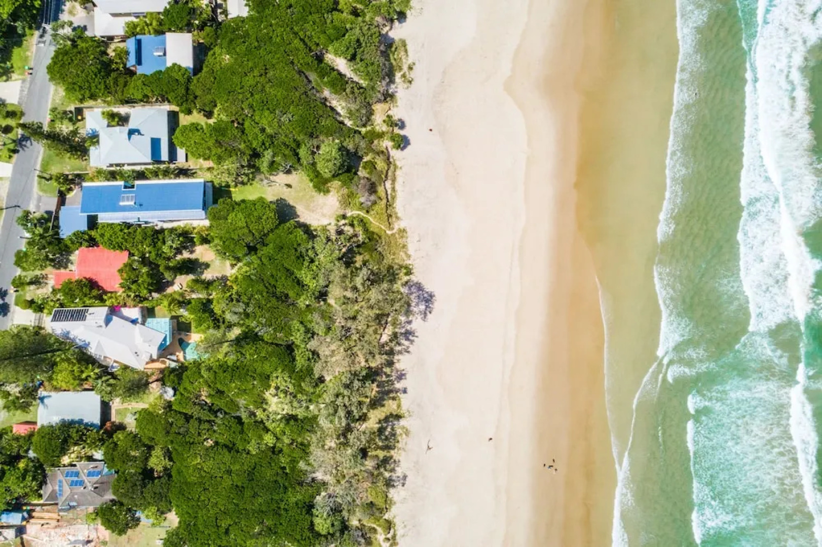 Gigi's - Absolute Beachfront