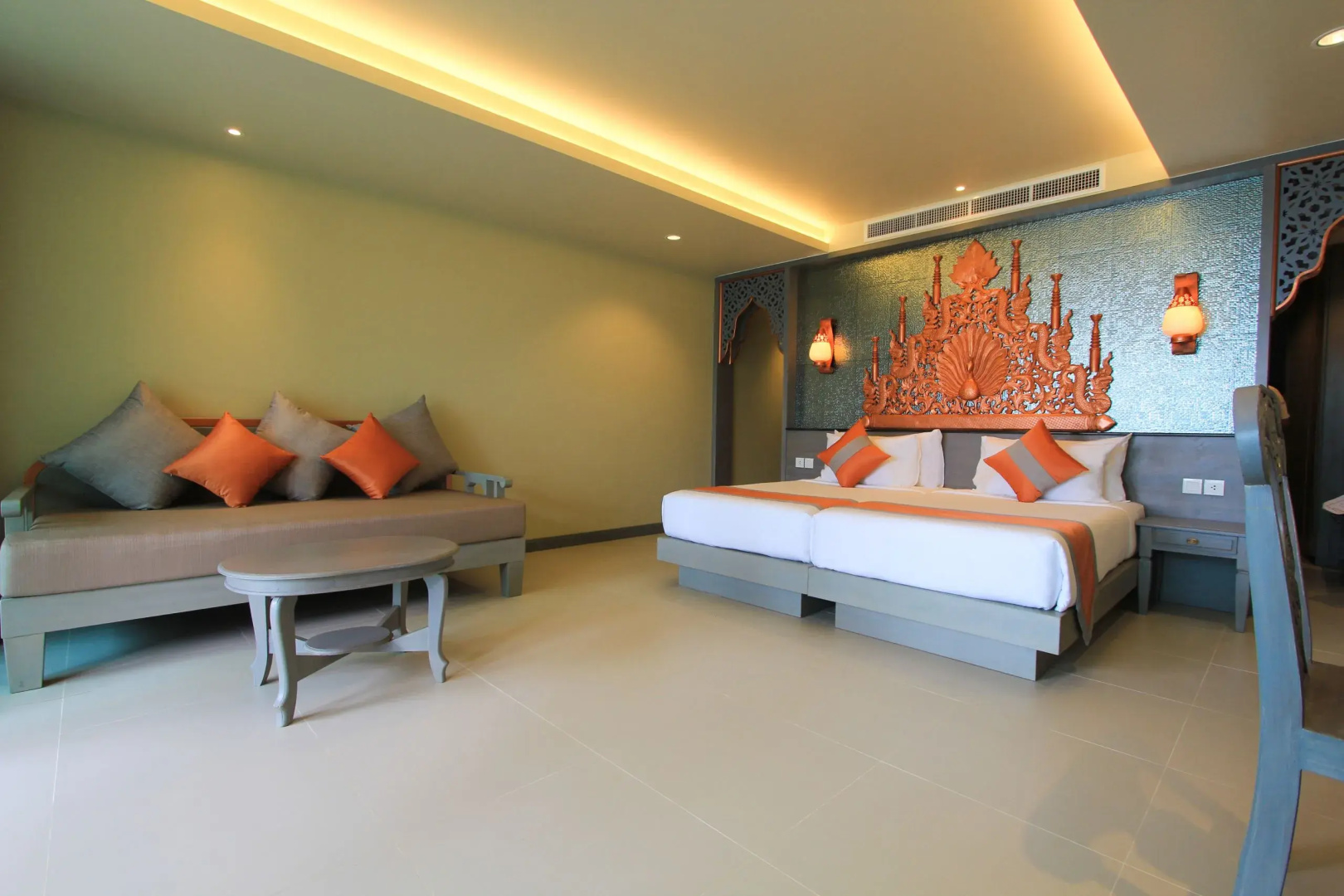 Курортный отель Maikhao Palm Beach