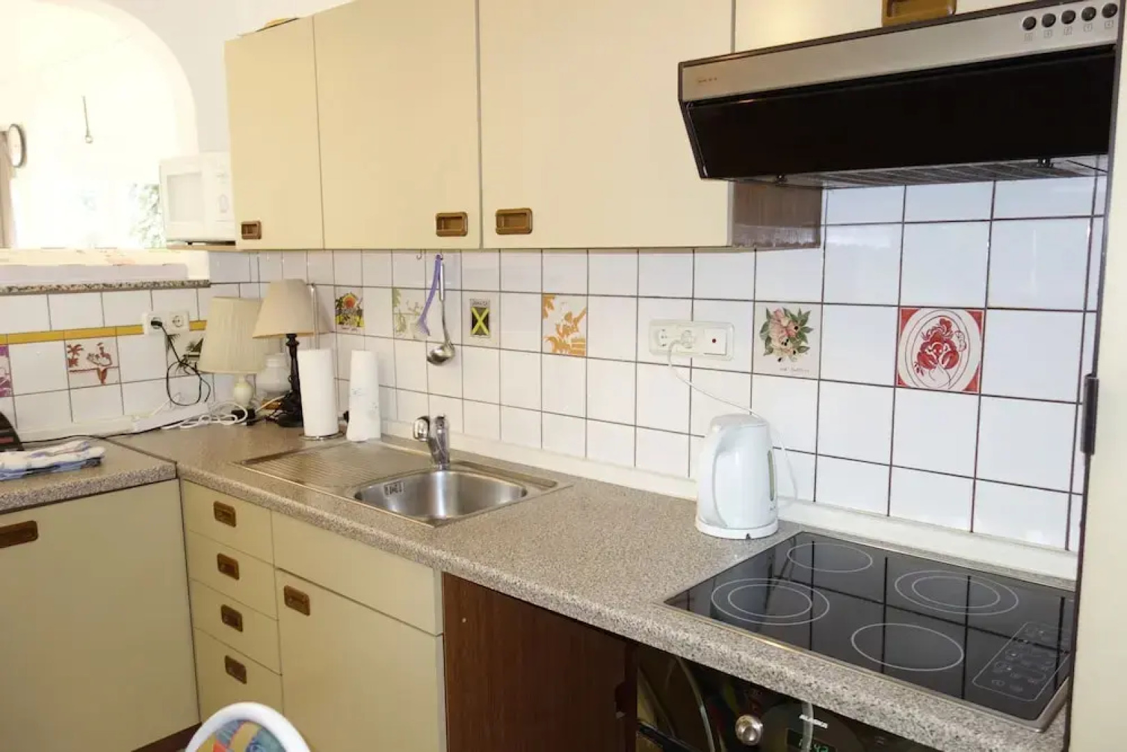 Tolstov-Hotels Large 3 Room Apartment with Garden