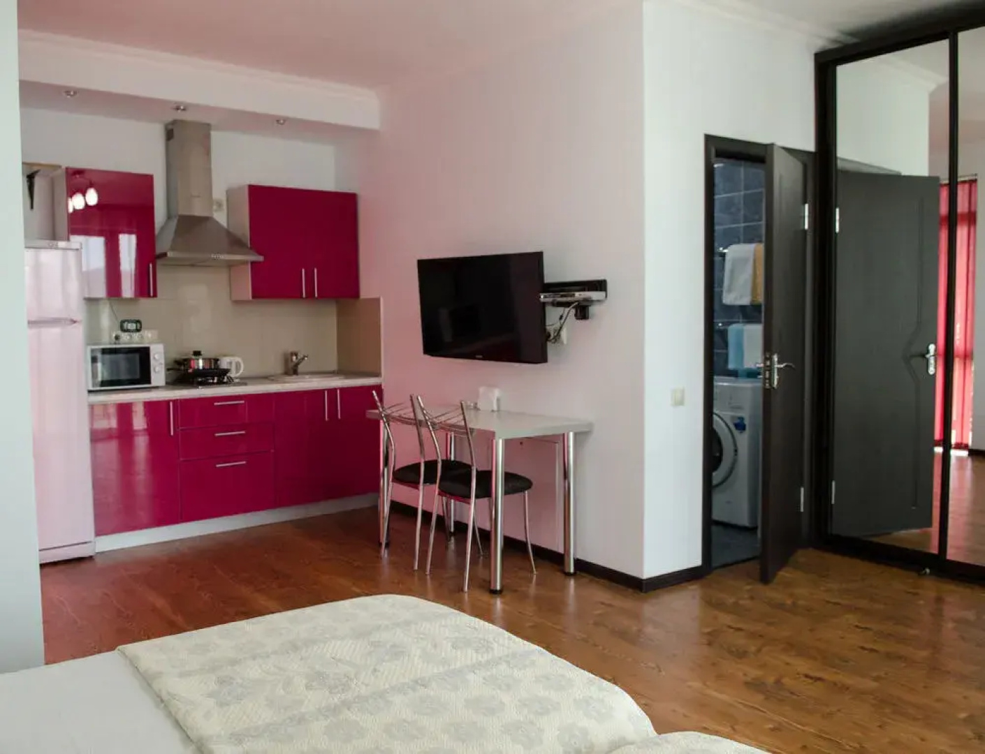 Apart-hotel Mirniy