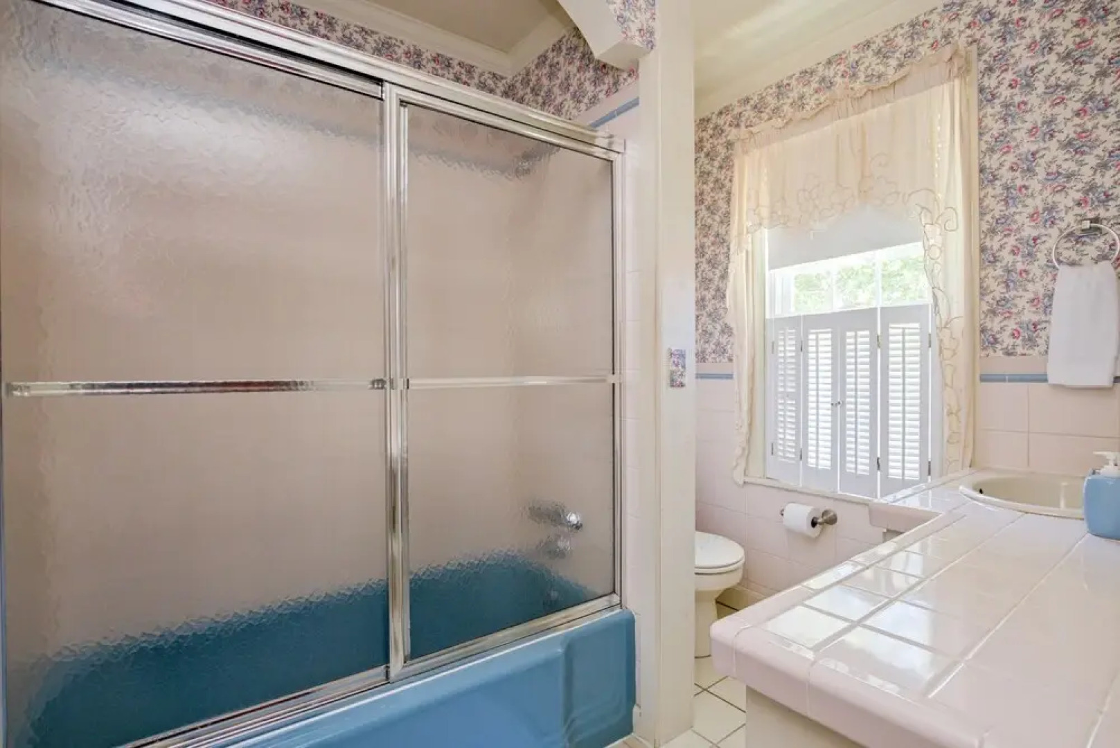 Atlantic Birches Inn