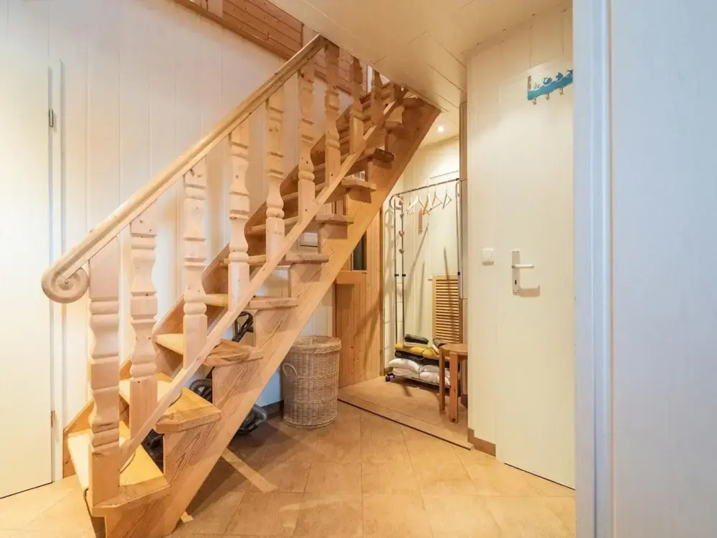 Cozy Forest Hideaway in Suhl