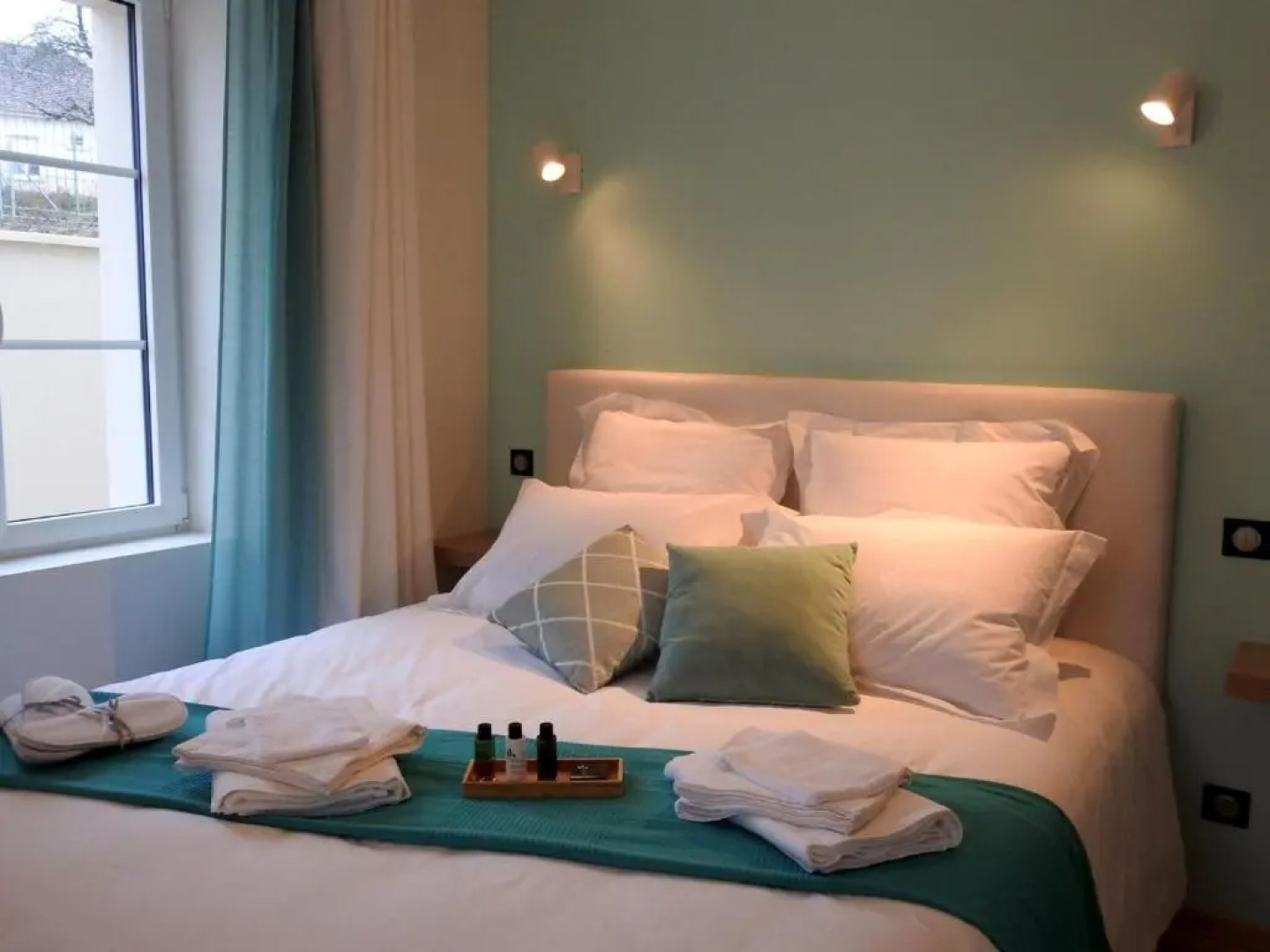 Gîte Colombey-les-Deux-Églises, 6 pièces, 10 personnes - FR-1-611-45