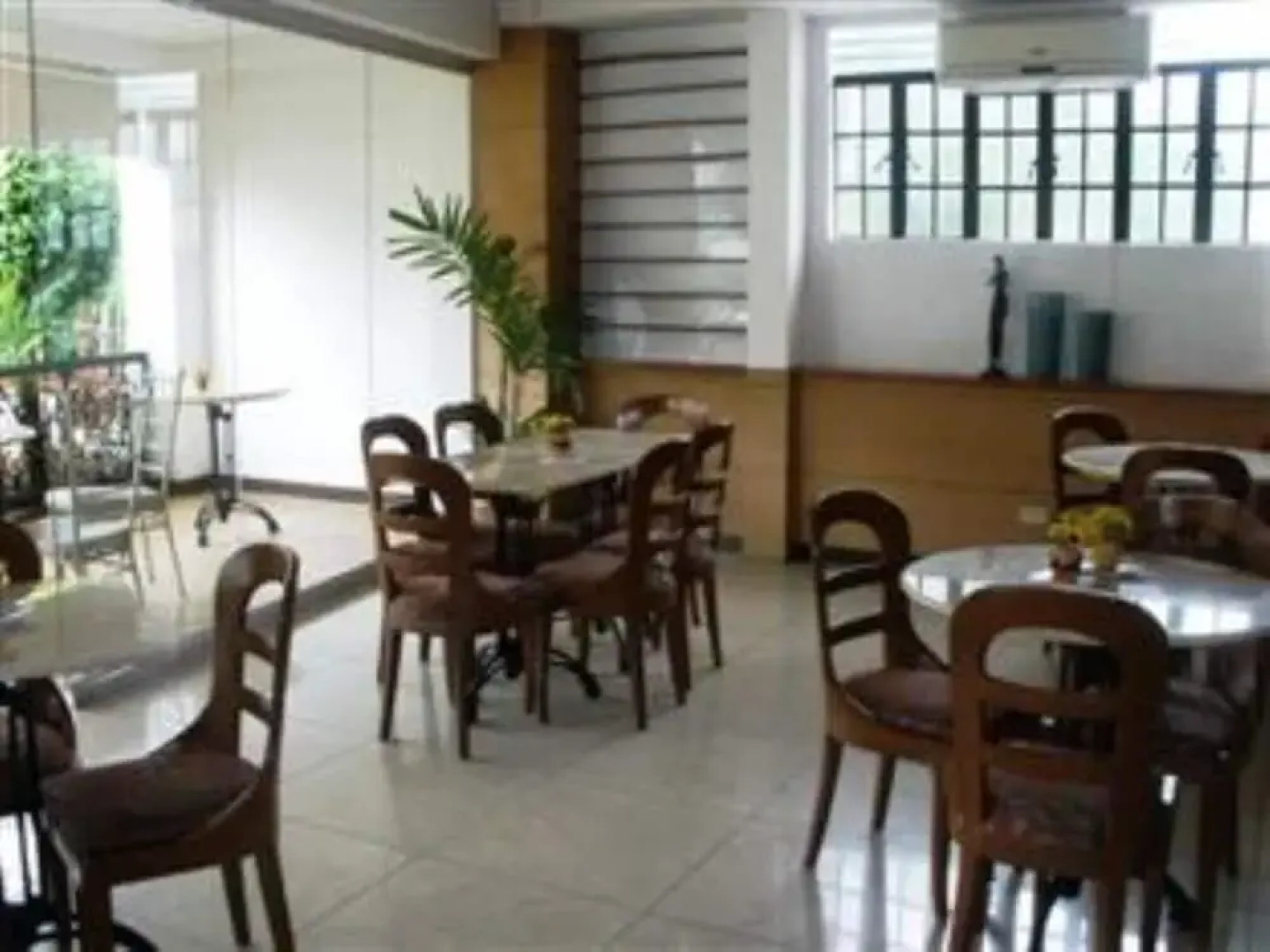 Mira De Polaris Hotel