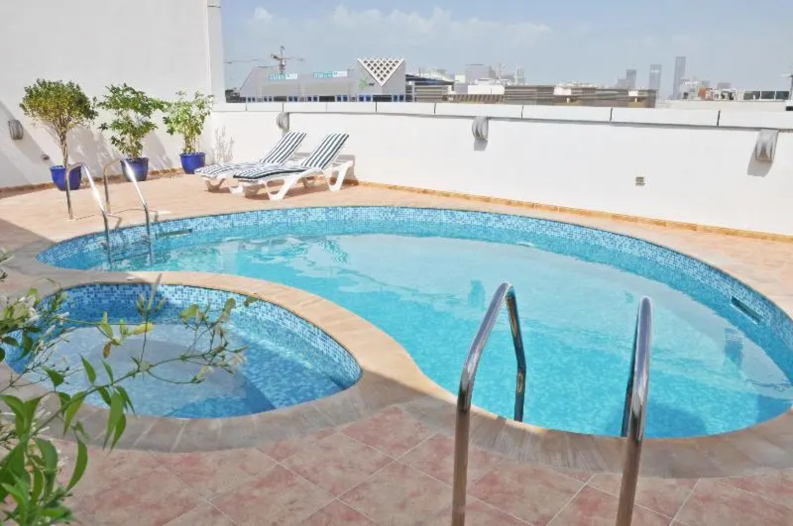 Ramee Royal Hotel Apartments Abudha