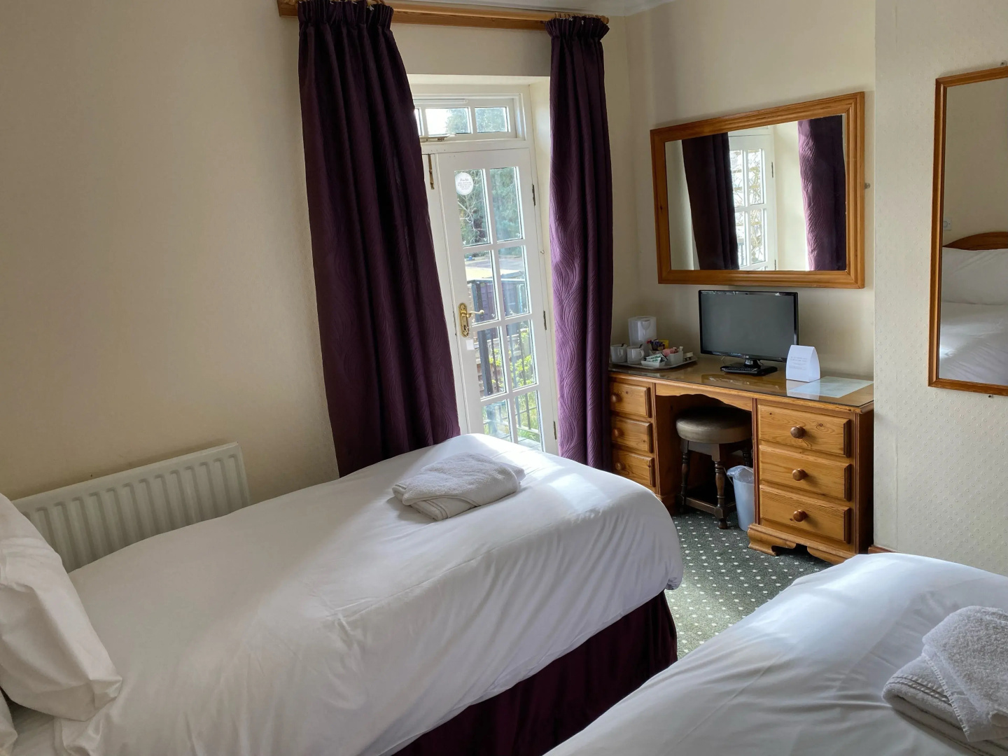 Victoria Hotel Menai Bridge