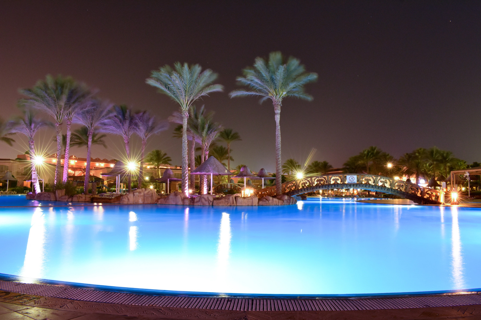 Отель Parrotel Beach Resort