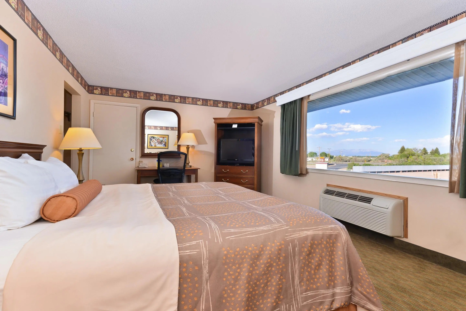 Best Western Movie Manor