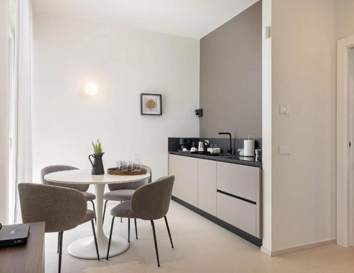 B21 Lifestyle Hotel