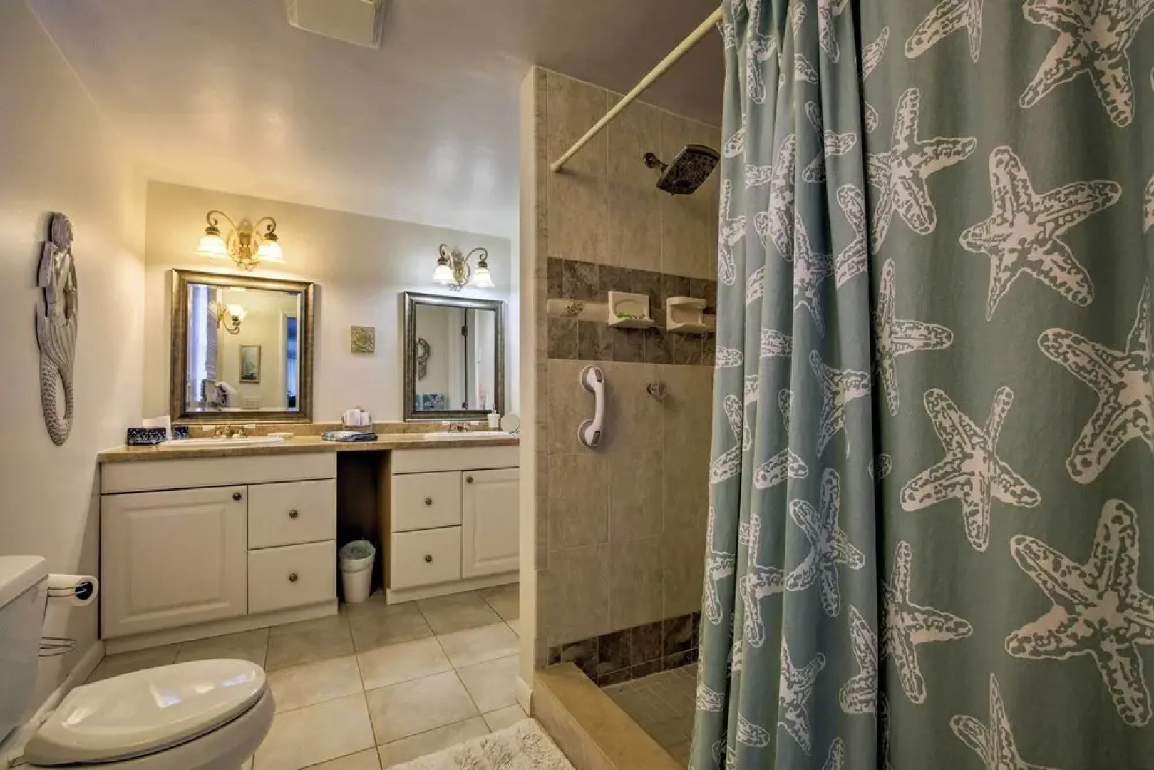 Waterfront Hernando Beach Home w/ Dock + Kayaks