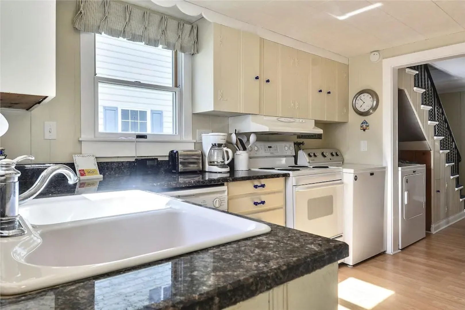 Kozy Kottage 4 West Farmington by Long & Foster