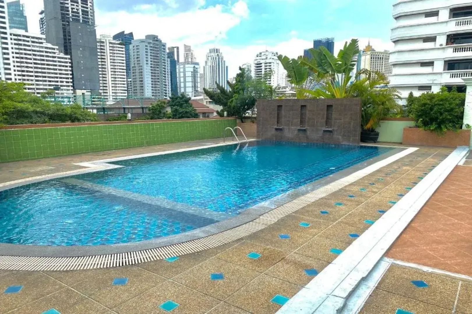 Woraburi Sukhumvit Hotel & Resort
