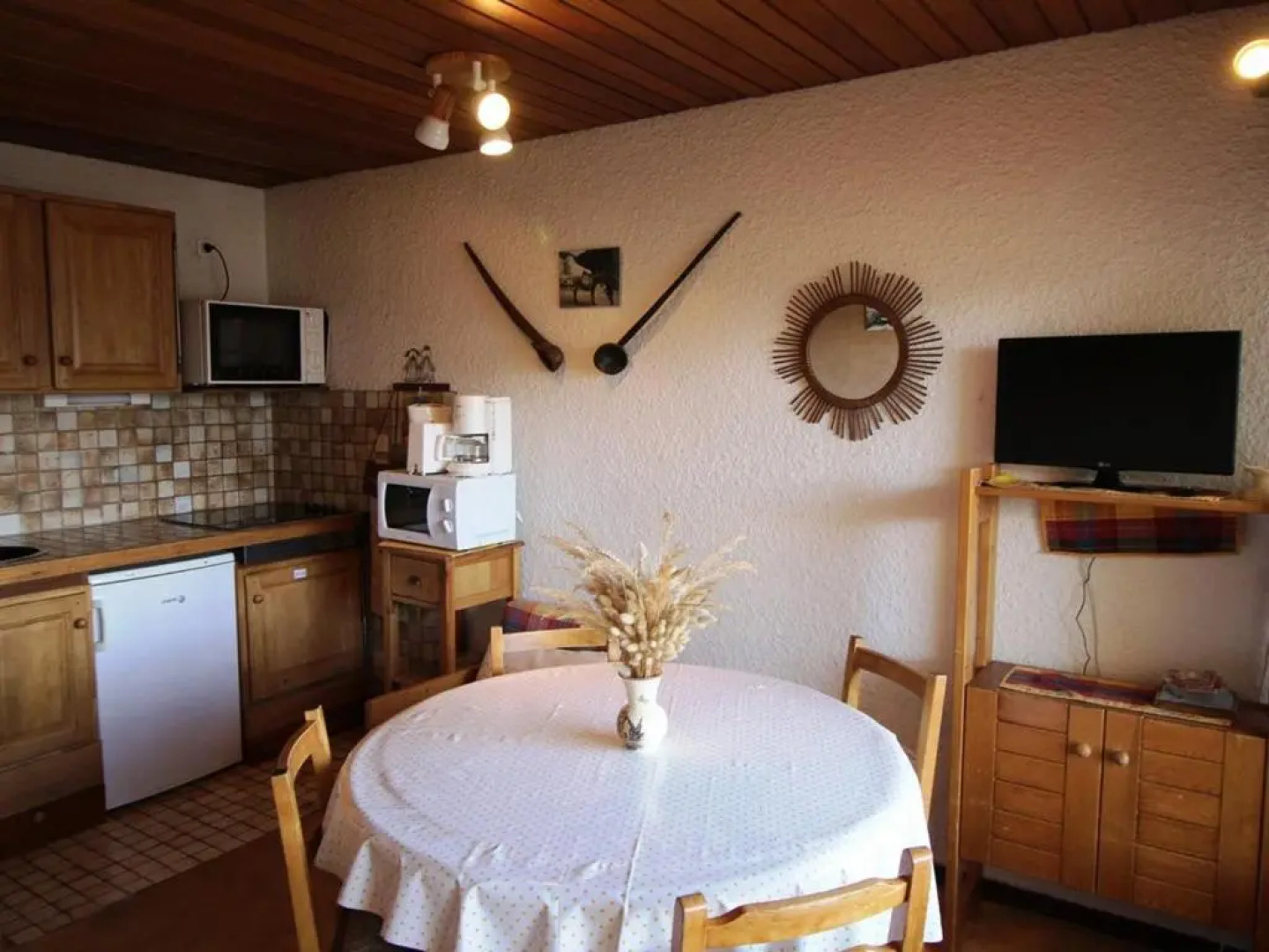 Appartement Auris, 1 pièce, 4 personnes - FR-1-297-16