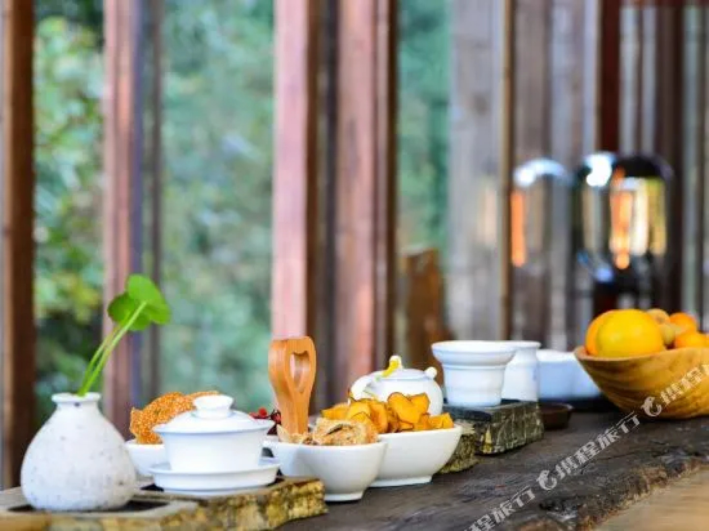 Zizai Pingjiang Wild Luxury Resort