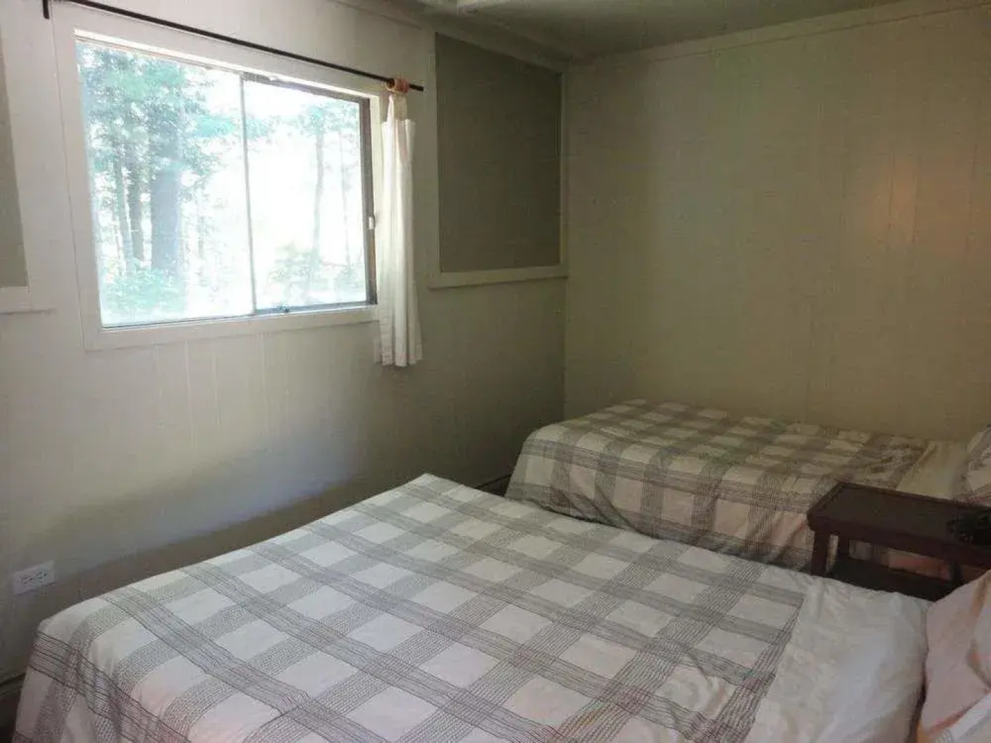 Dwight Riverside Inn