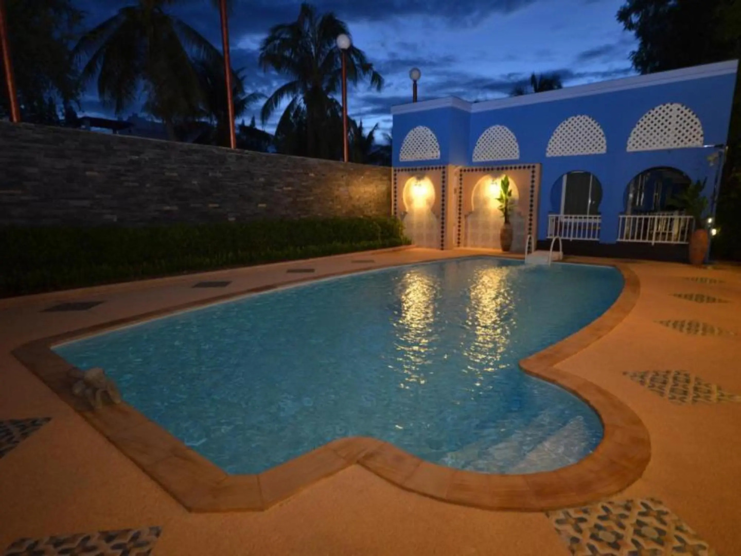 Pearl By The Sea Resort