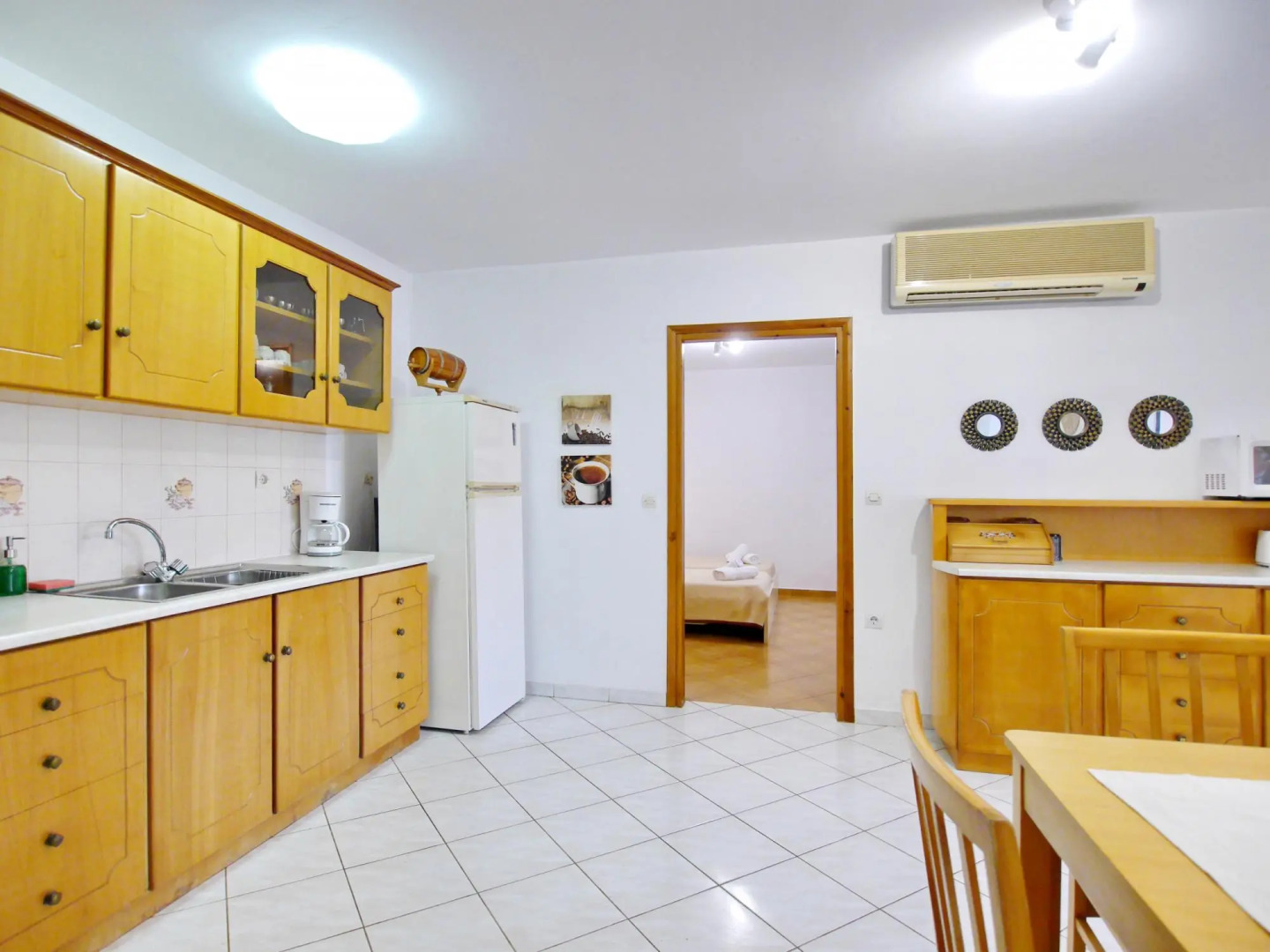 Rouladina Apt 4 in Stalos