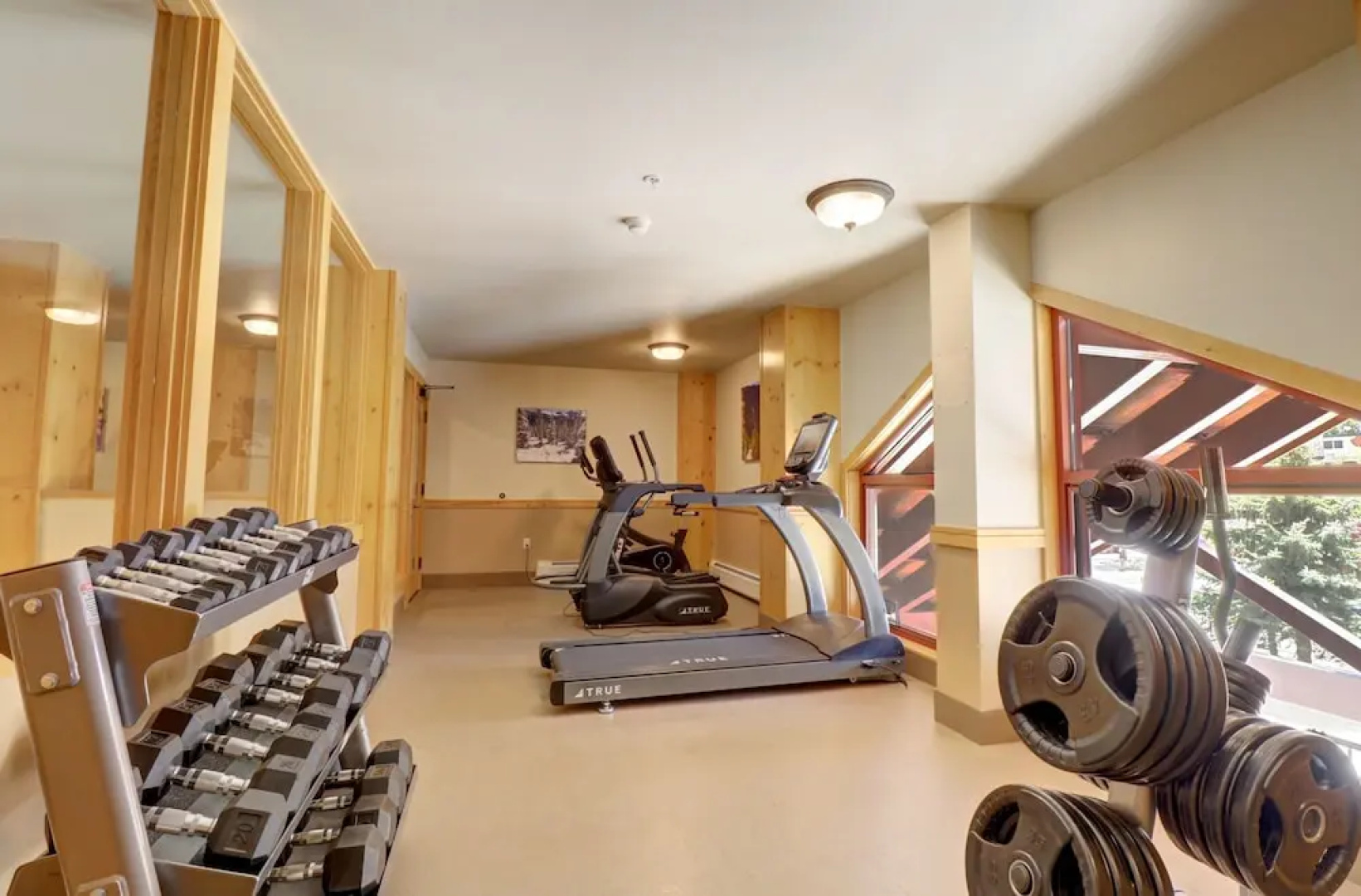 Newly Remodeled, Open Layout, with Incredible Views - CS302 by RedAwning