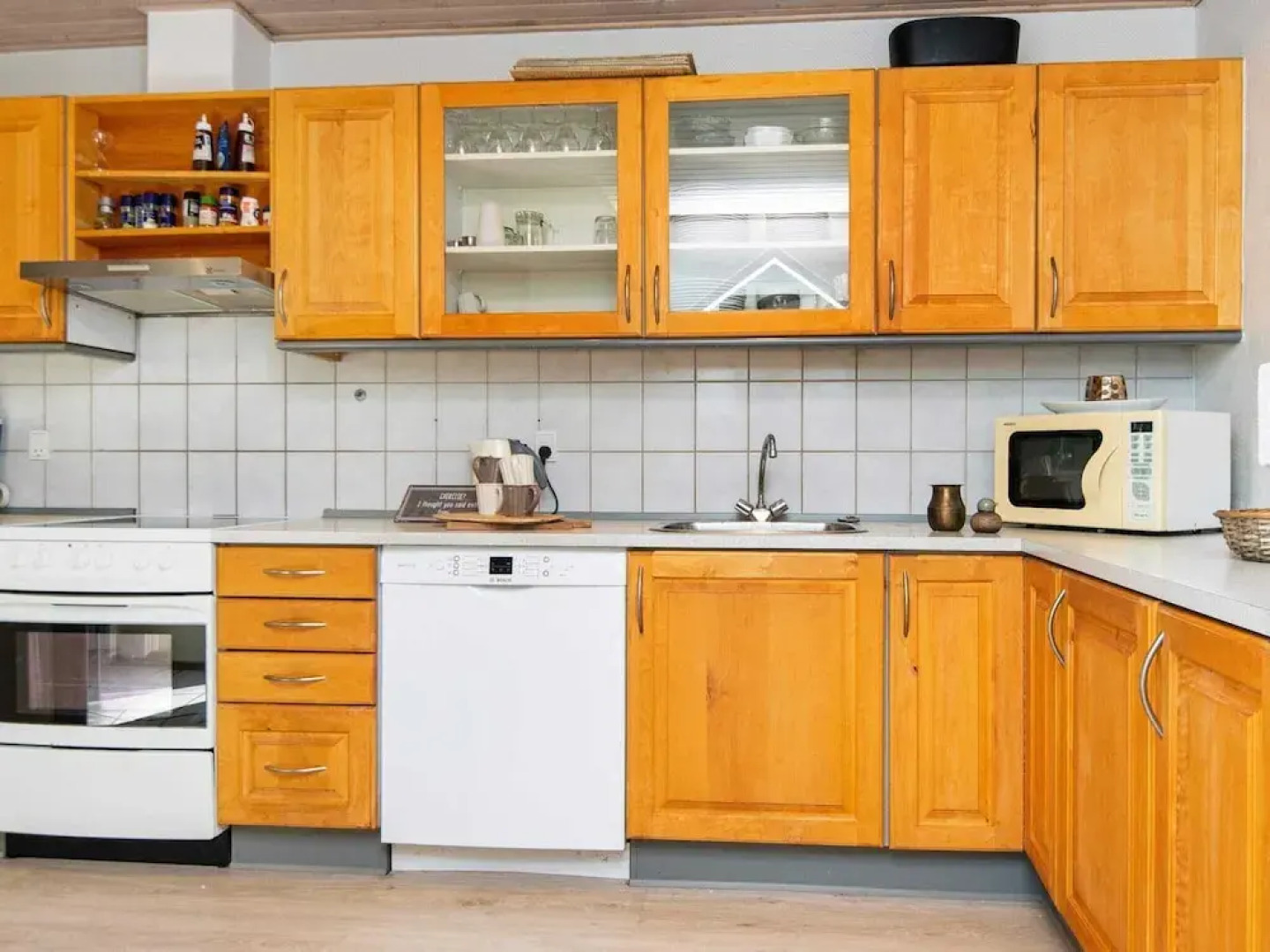 10 Person Holiday Home in Henne