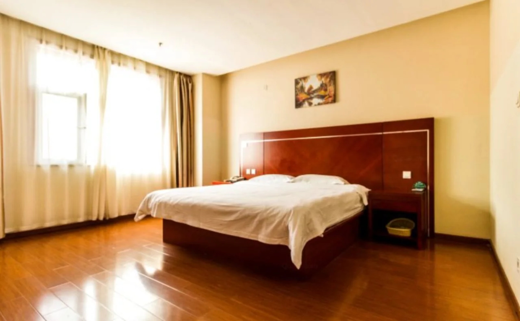 GreenTree Inn DingZhou Railway Station Business Hotel