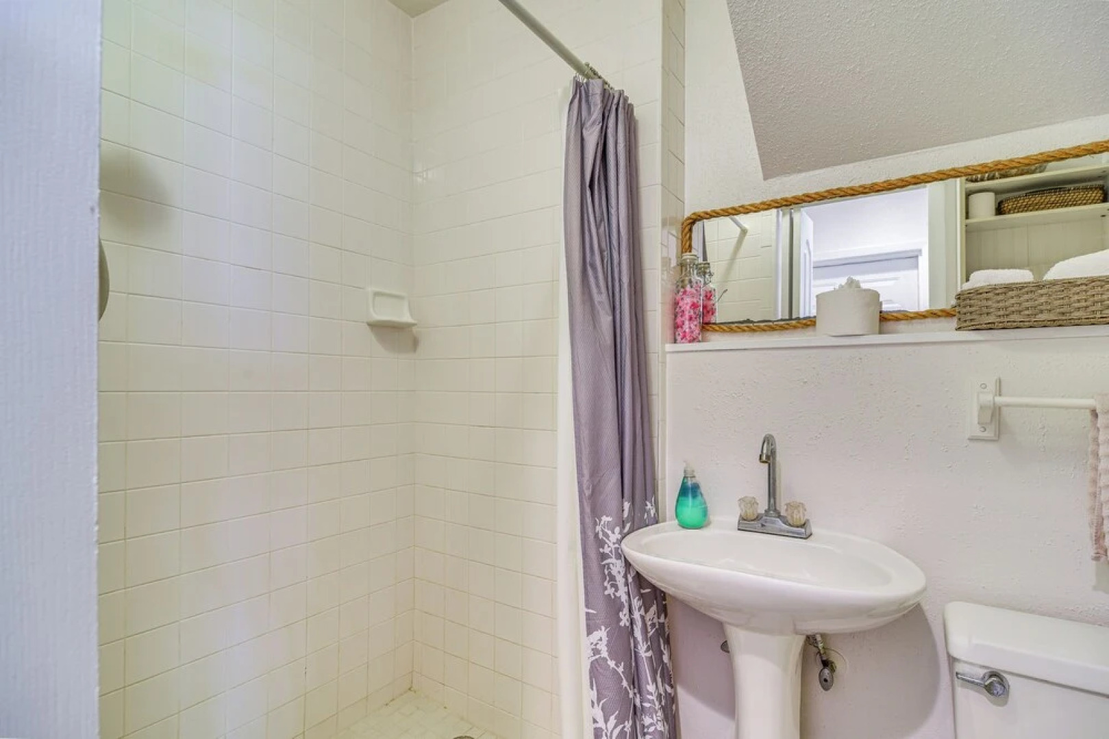 Seminole House < 1 Mile to Indian Rocks Beach!