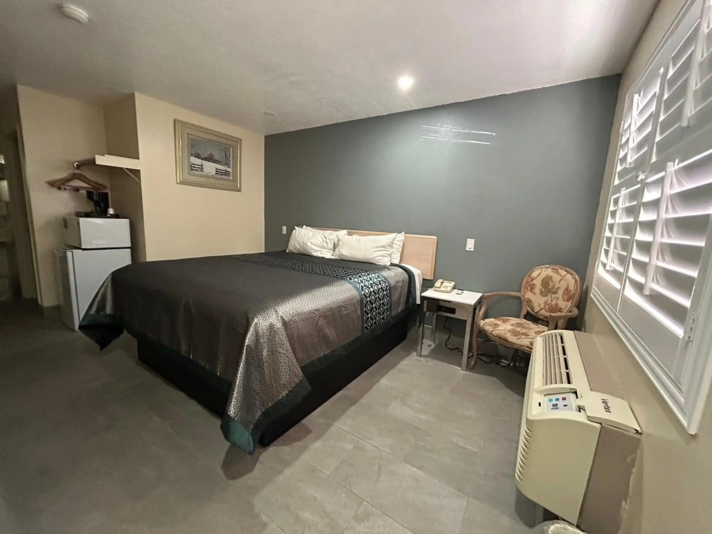 California Inn & Suites Adelanto US 395