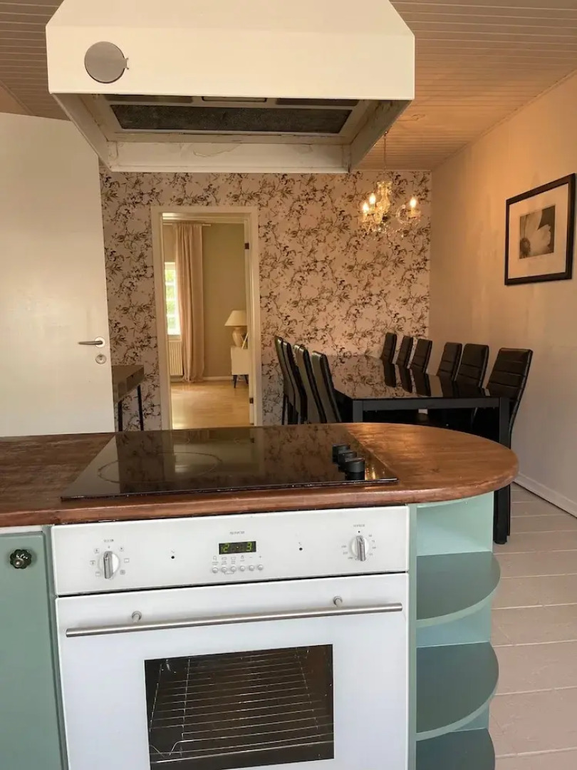 The Farm Managers House at Hindemae Estate Historic Charmed House