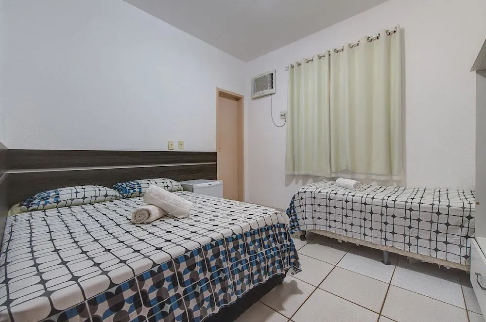 Casa amarela Porto das Dunas p Carpediem