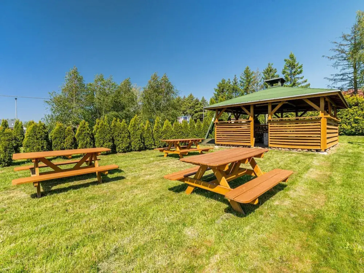 Holiday Homes With Pool, Close to the Beach