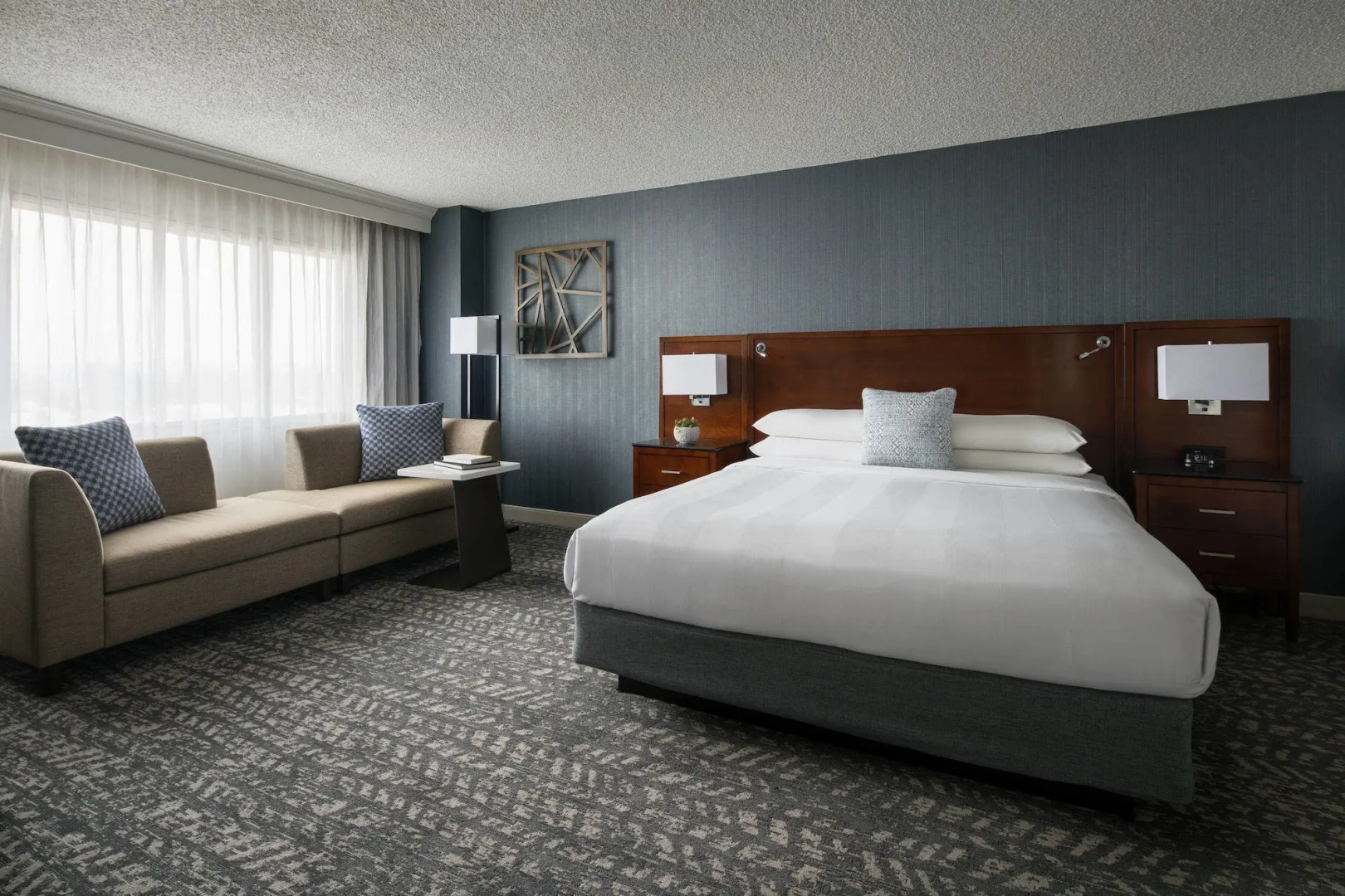 Bakersfield Marriott at the Convention Center