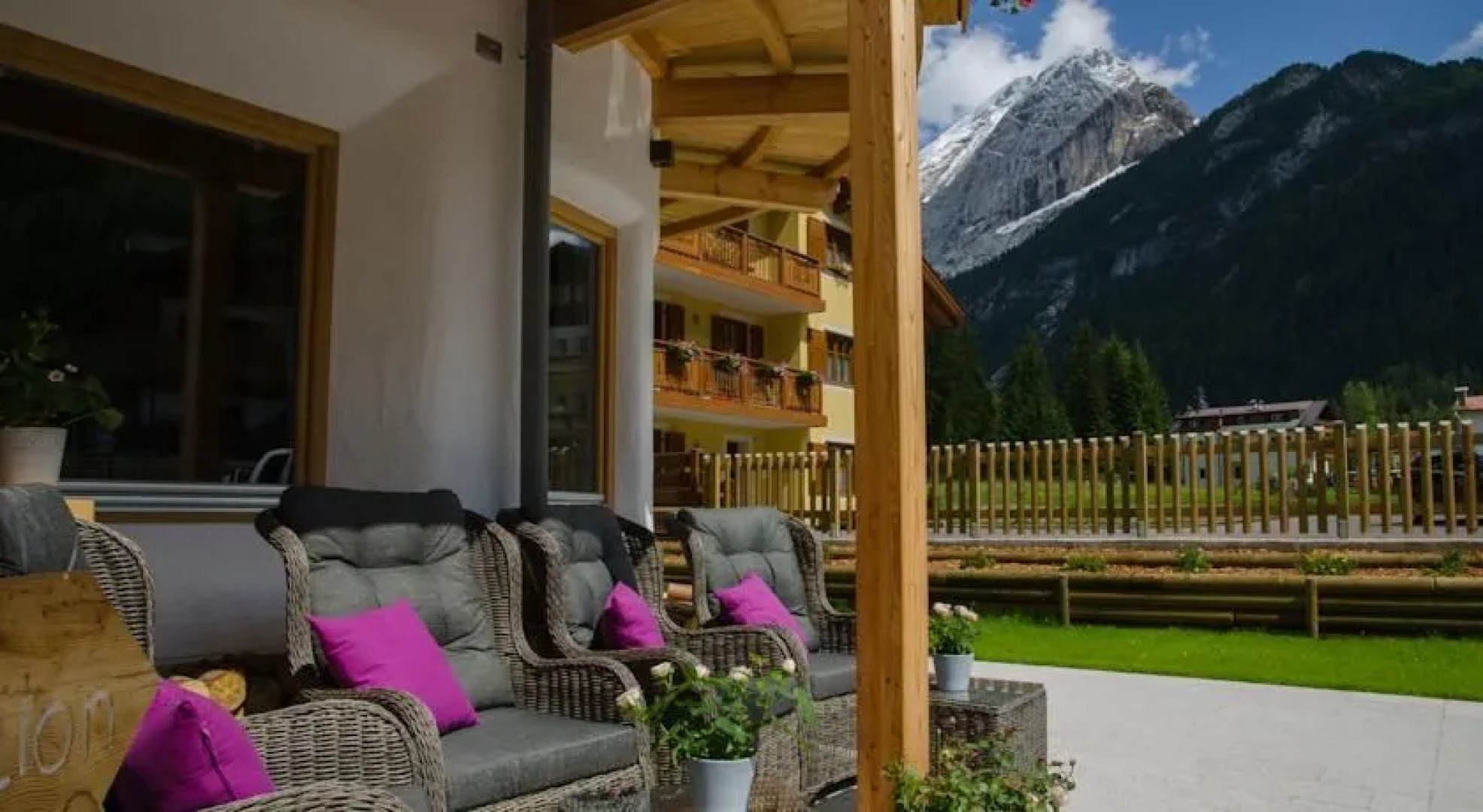 Chalet Vites Mountain Hotel