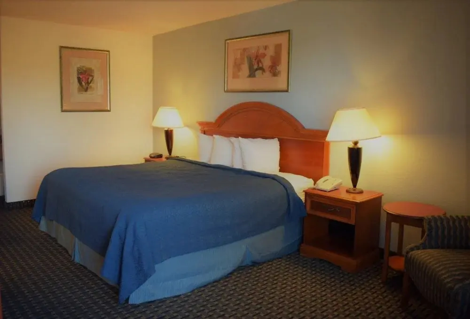 Texas Inn & Suites-Denton