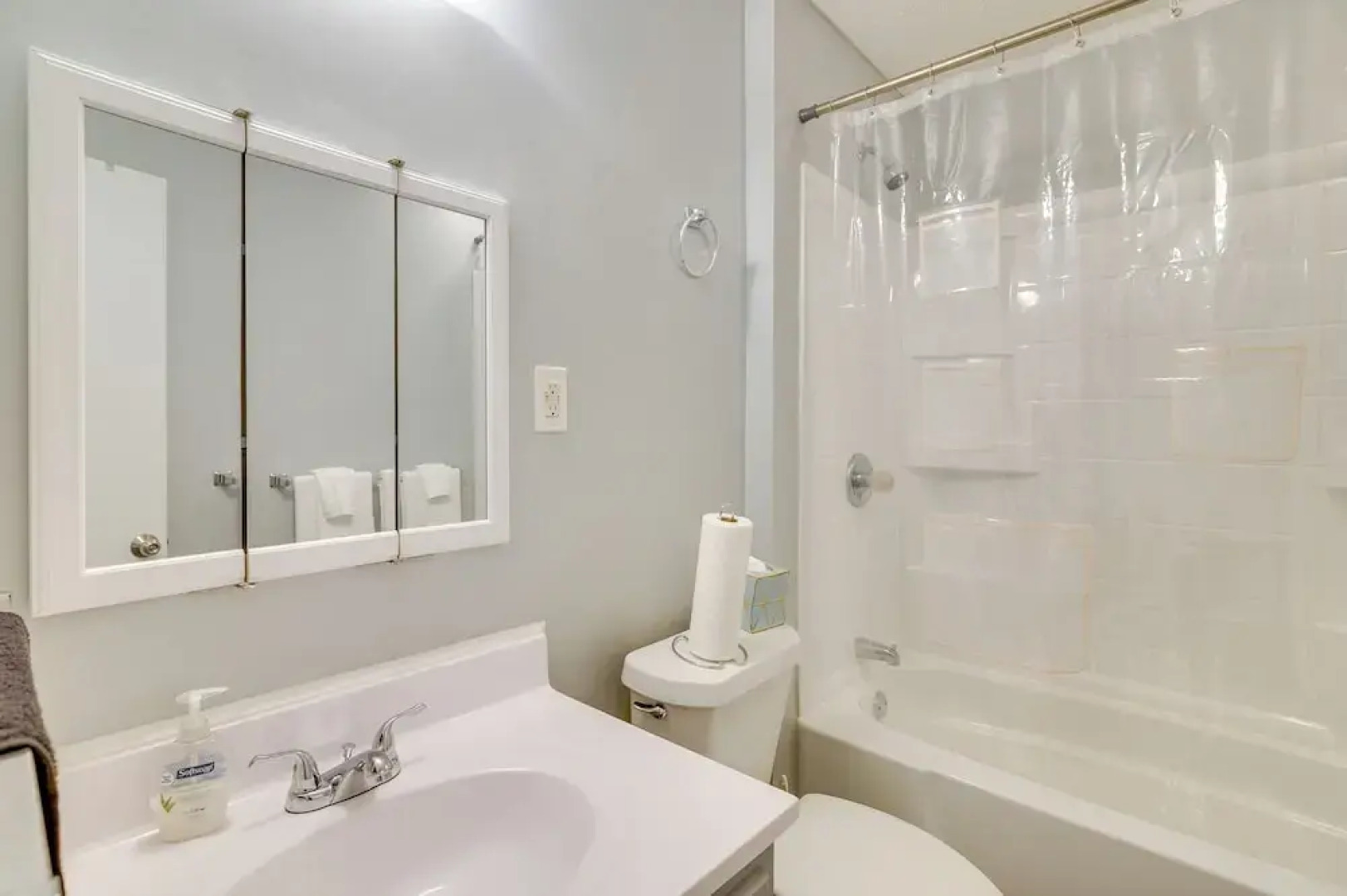 Quaint Oxford Home ~ 2 Mi to Ole Miss & The Grove!