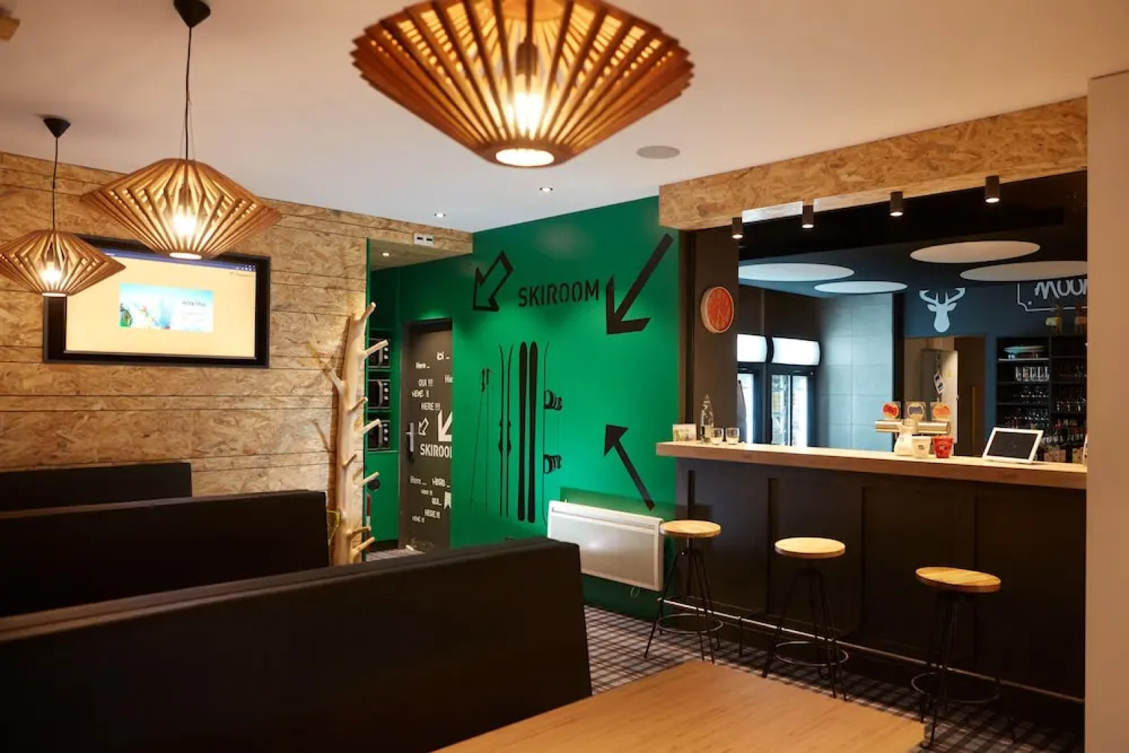 Moontain Hostel
