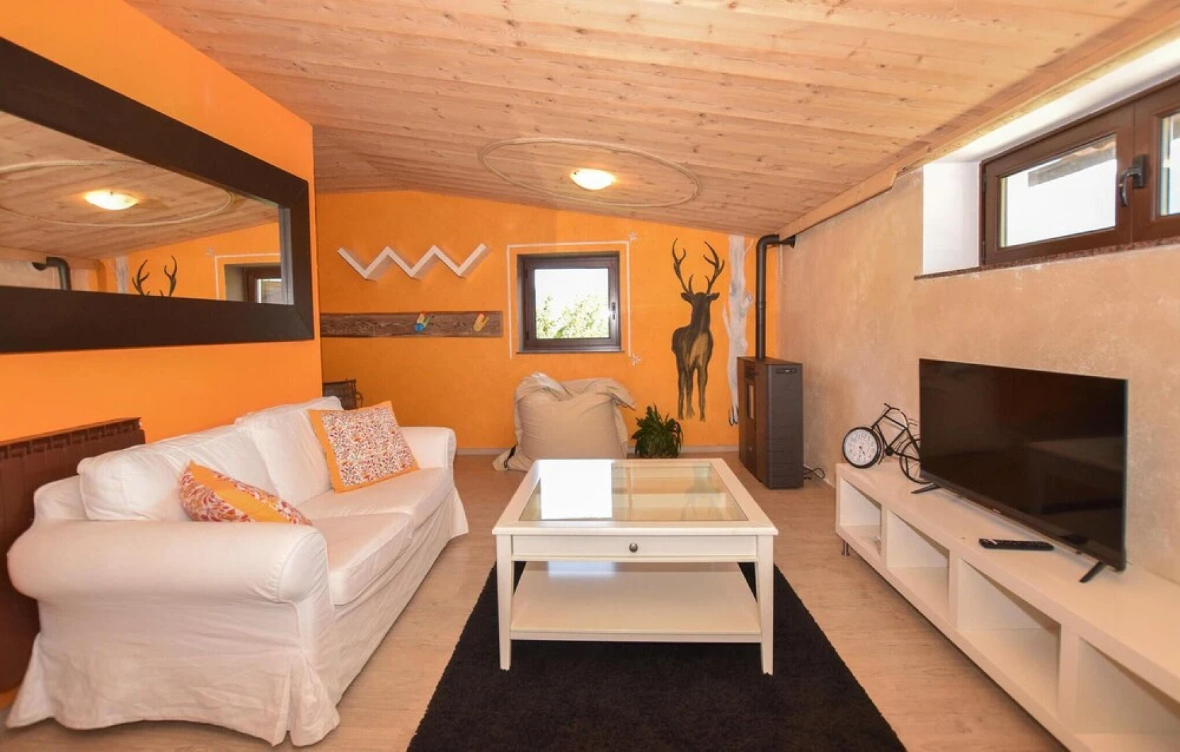 Stunning Apartment in Verrayes With 2 Bedrooms and Wifi