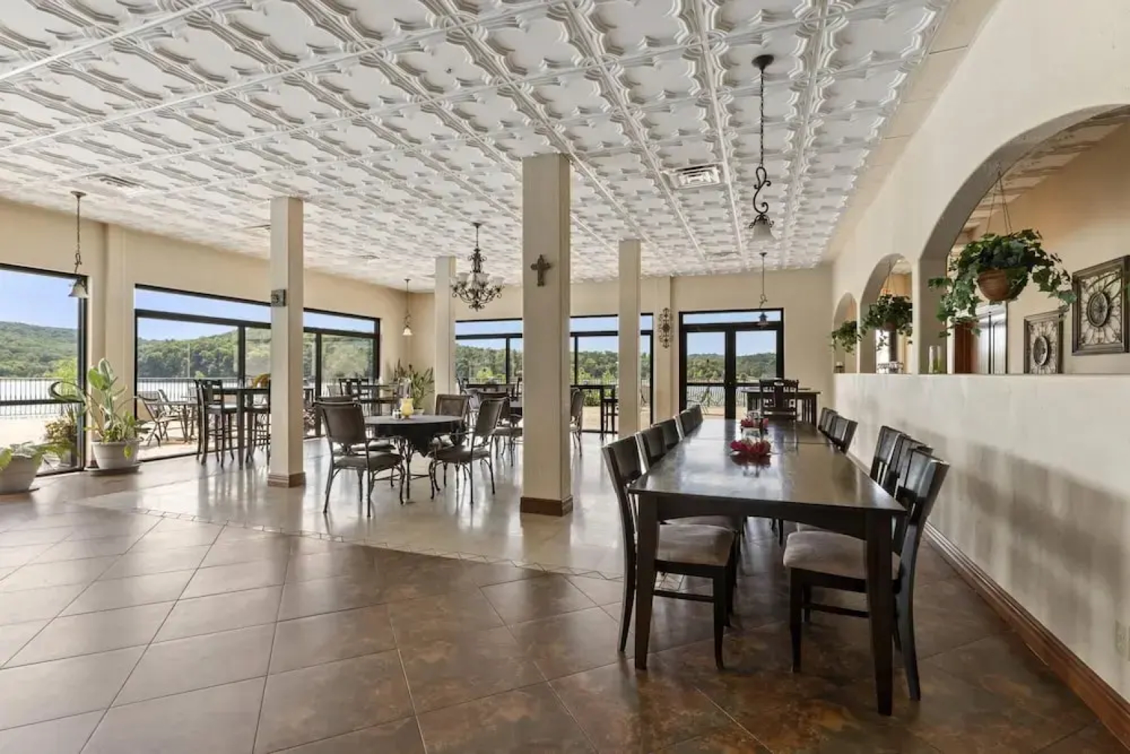 Superior 2 Bedroom Lake View Villa