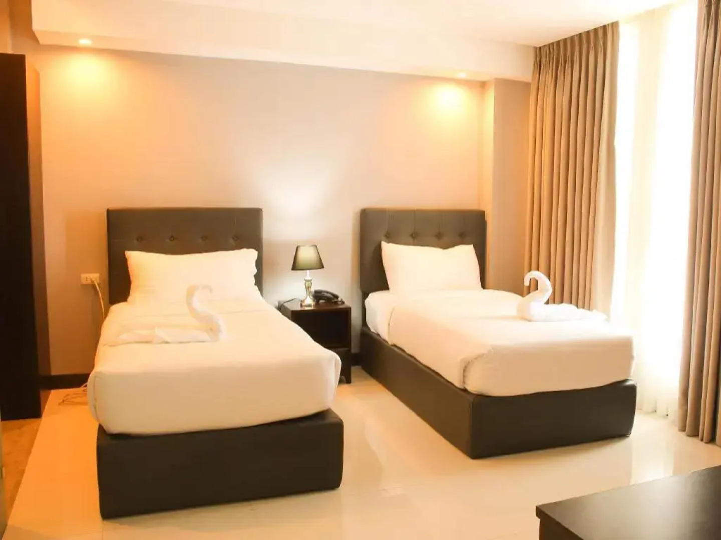 Upperhouse Hotel Formerly Pacifico Boutique by Hiverooms