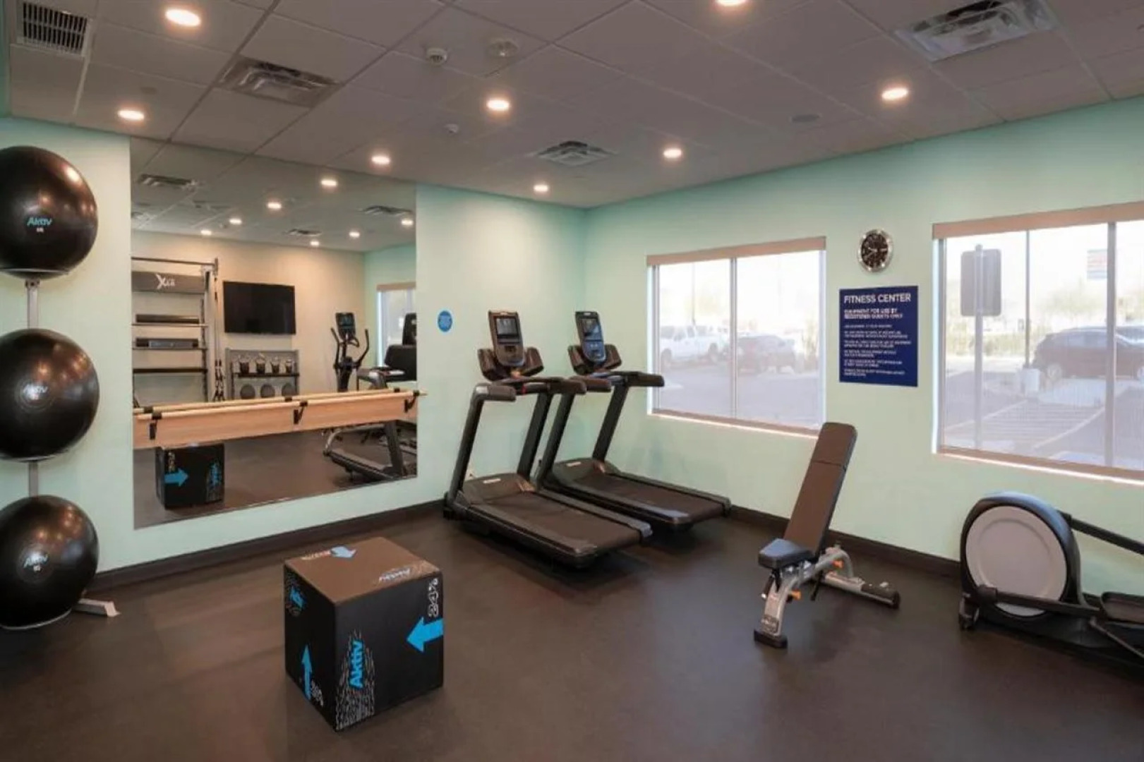 Tru By Hilton Phoenix Glendale Westgate, AZ