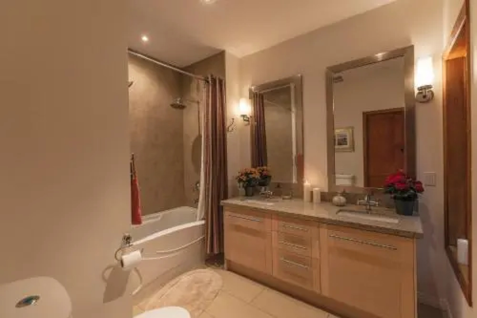 Whytecliff Park place near ocean