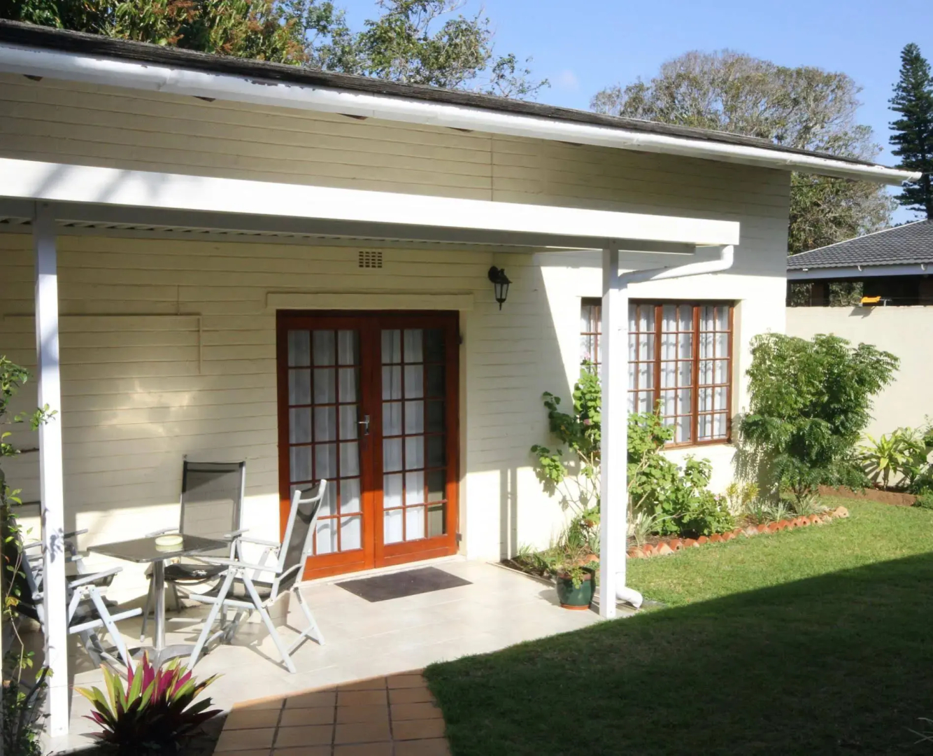 Whalesong guest house